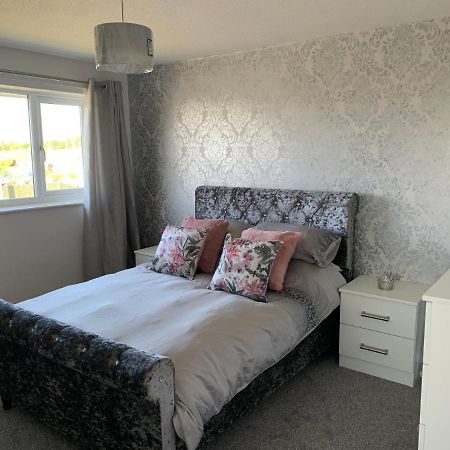Sunny Prestatyn Apartment ภายนอก รูปภาพ