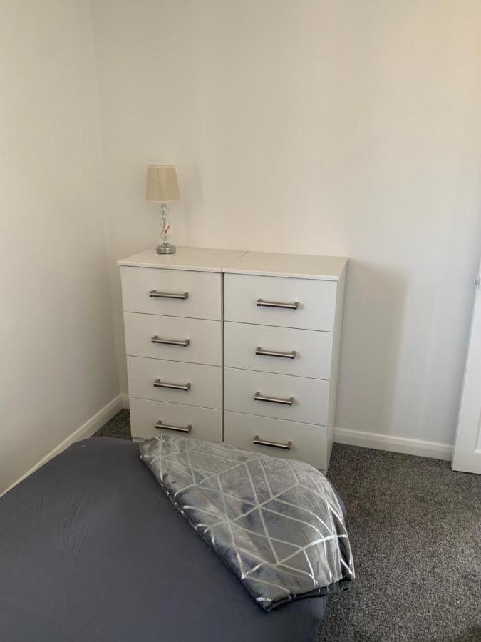 Sunny Prestatyn Apartment ภายนอก รูปภาพ
