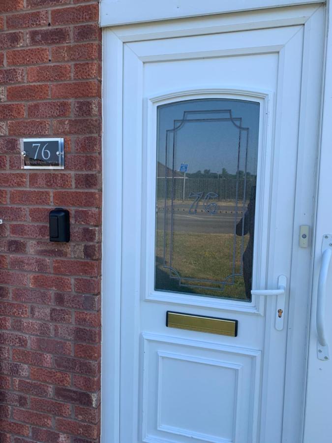 Sunny Prestatyn Apartment ภายนอก รูปภาพ